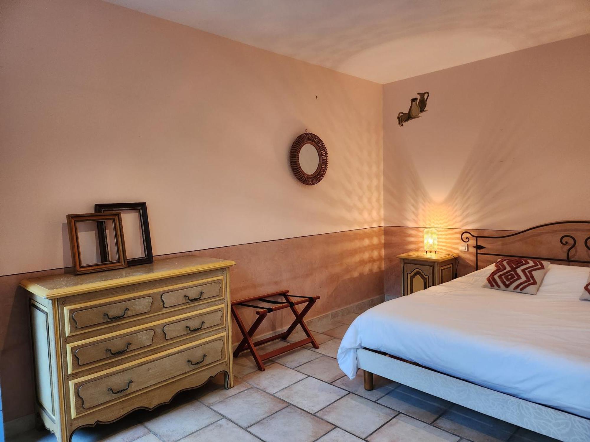مبيت وإفطار Saint-Saturnin-lès-Avignon Domaine Les Gendalis المظهر الخارجي الصورة